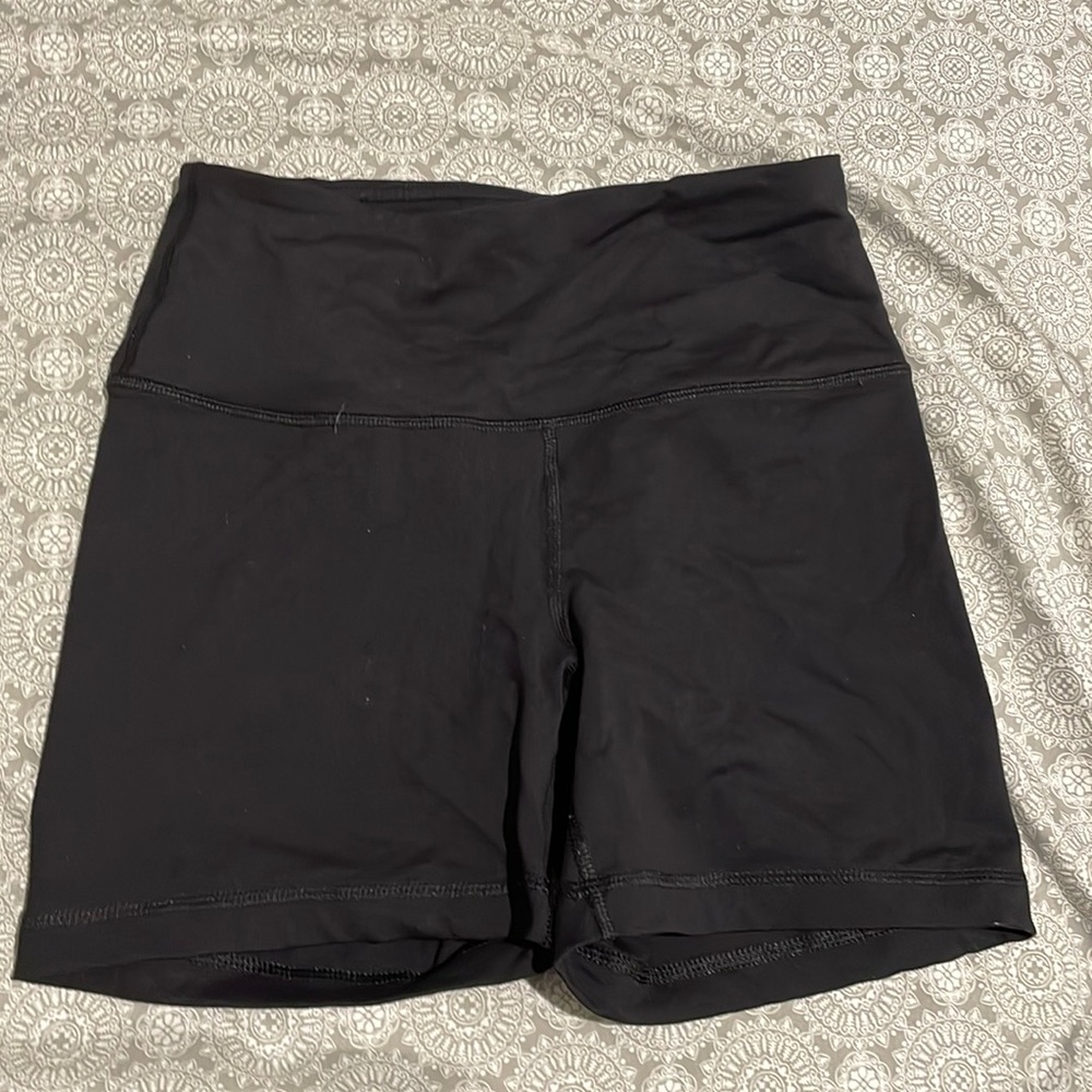 Black biker shorts size S